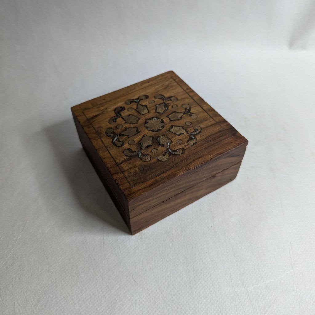 Teak wood box with floral inlay: Stylish storage with brass accents