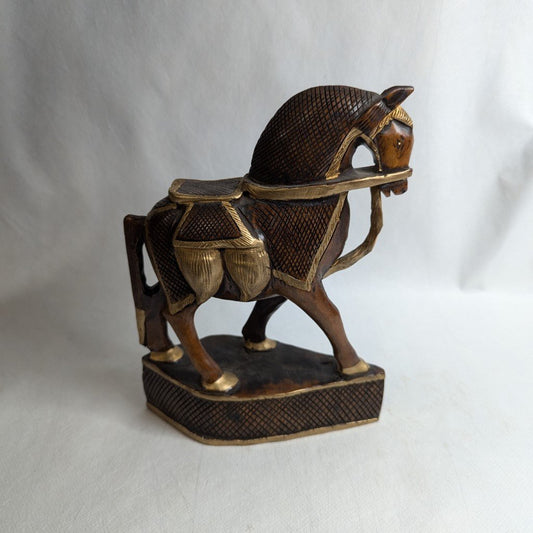 Teakwood horse statue on pedestal – Hand-carved India 18 cm