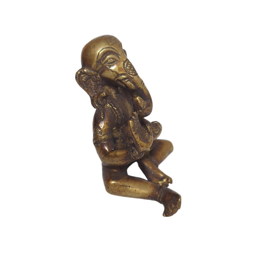 Ganesha Statue aus Messing: Handgeschmiedet und patiniert im traditionellen Gussverfahren – Ansicht 2 | orientcrafts
