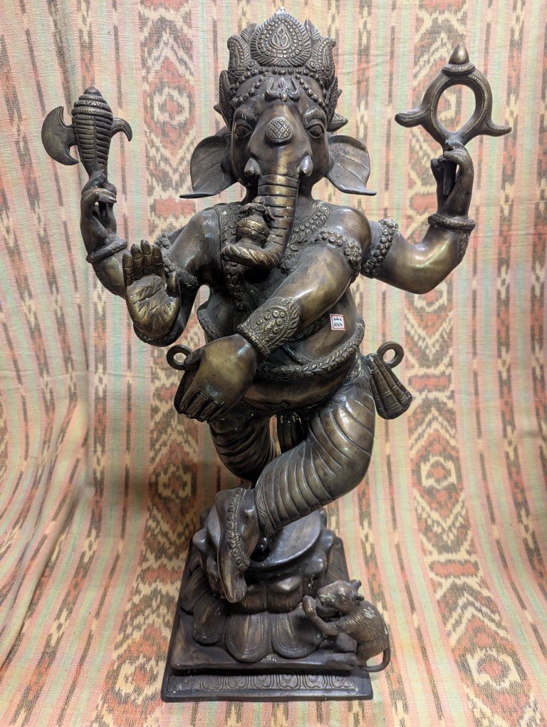 Ganesha masterpiece in brass: 76 cm tall statue for wisdom, happiness and new beginnings