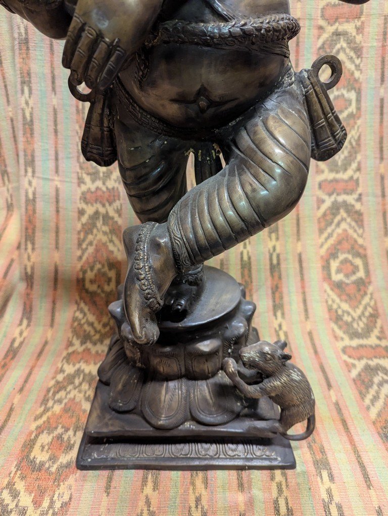 Ganesha masterpiece in brass: 76 cm tall statue for wisdom, happiness and new beginnings