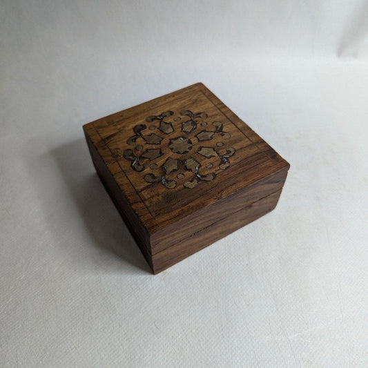 Teak wood box with floral inlay: Stylish storage with brass accents