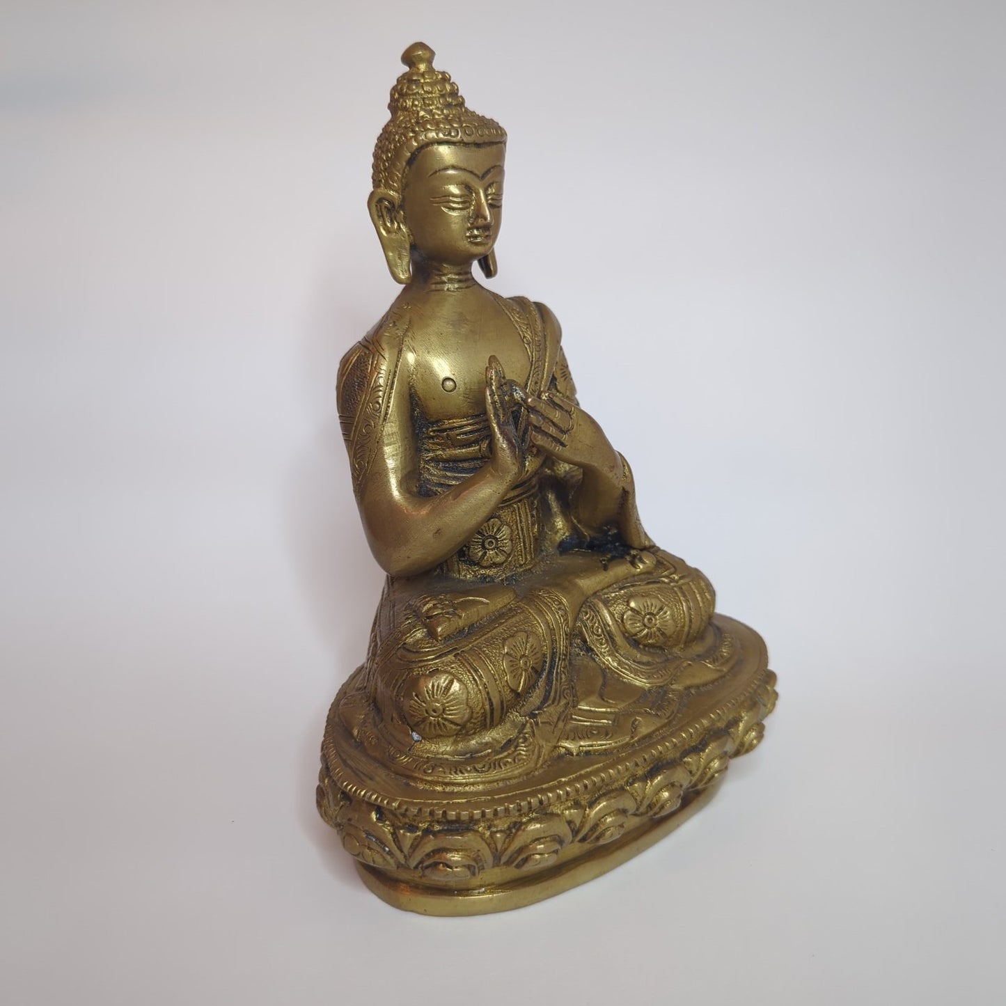 Brass Buddha statue: Handcrafted unique piece using the lost-wax casting method