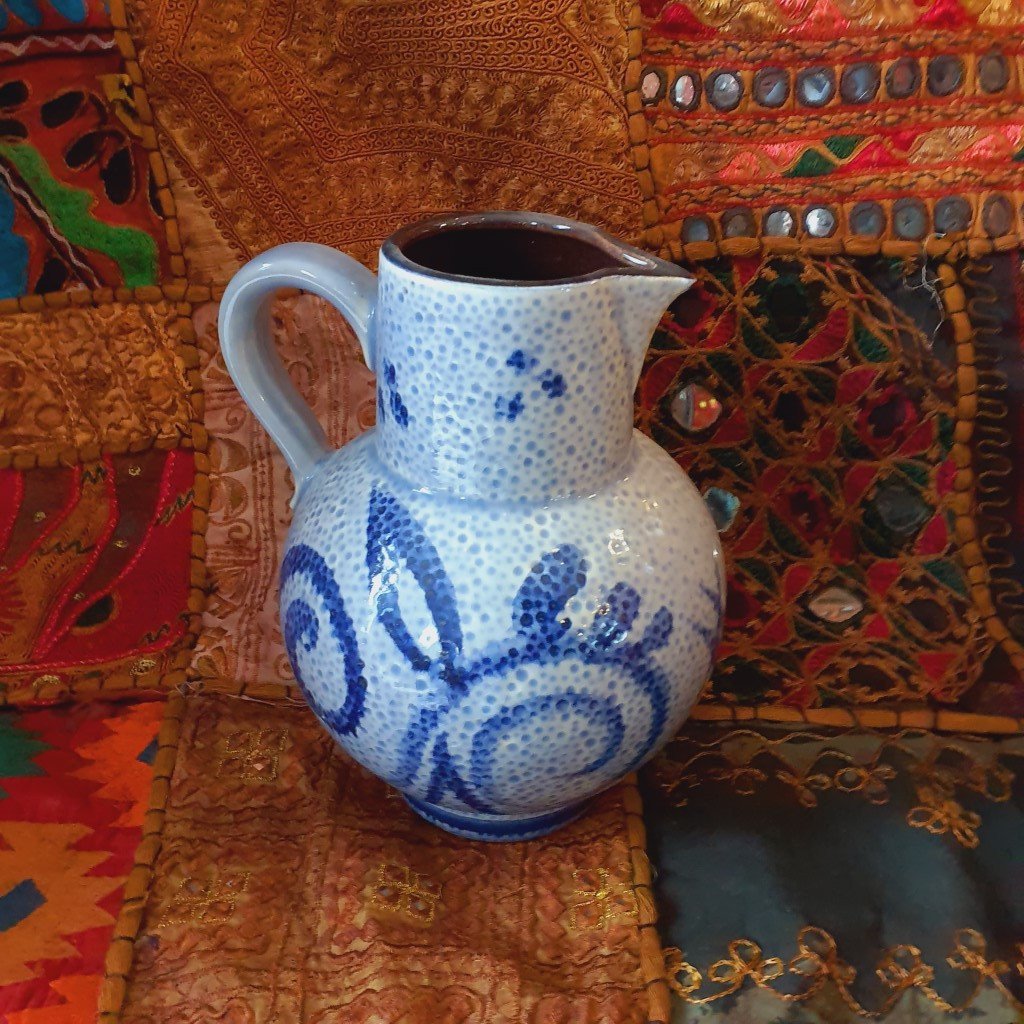 Classic ceramic Bembel with mug: Timeless set with blue decor