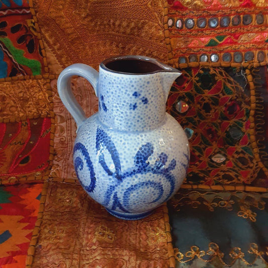 Classic ceramic Bembel with mug: Timeless set with blue decor