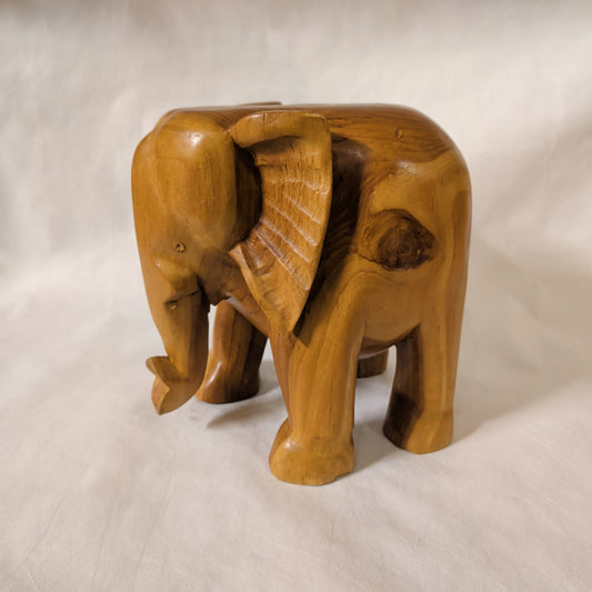 Teakholz Elefant aus einem Stück (22 cm) – Massive Holz-Figur Handgeschnitzt