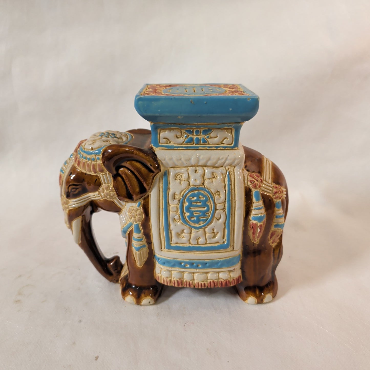 Vintage Porzellan-Elefant (18 cm) – Keramik-Figur mit Blumen-Muster & Glazur (Boho)