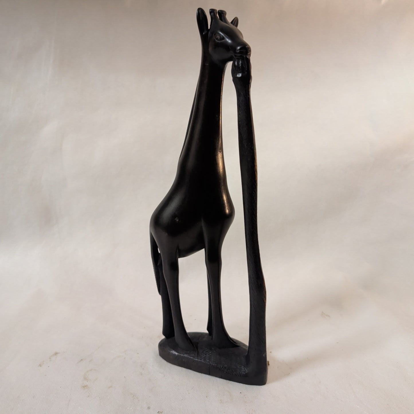 Ebenholz-Giraffe (34 cm) – Handgeschnitzte Afrika-Skulptur & Unikat