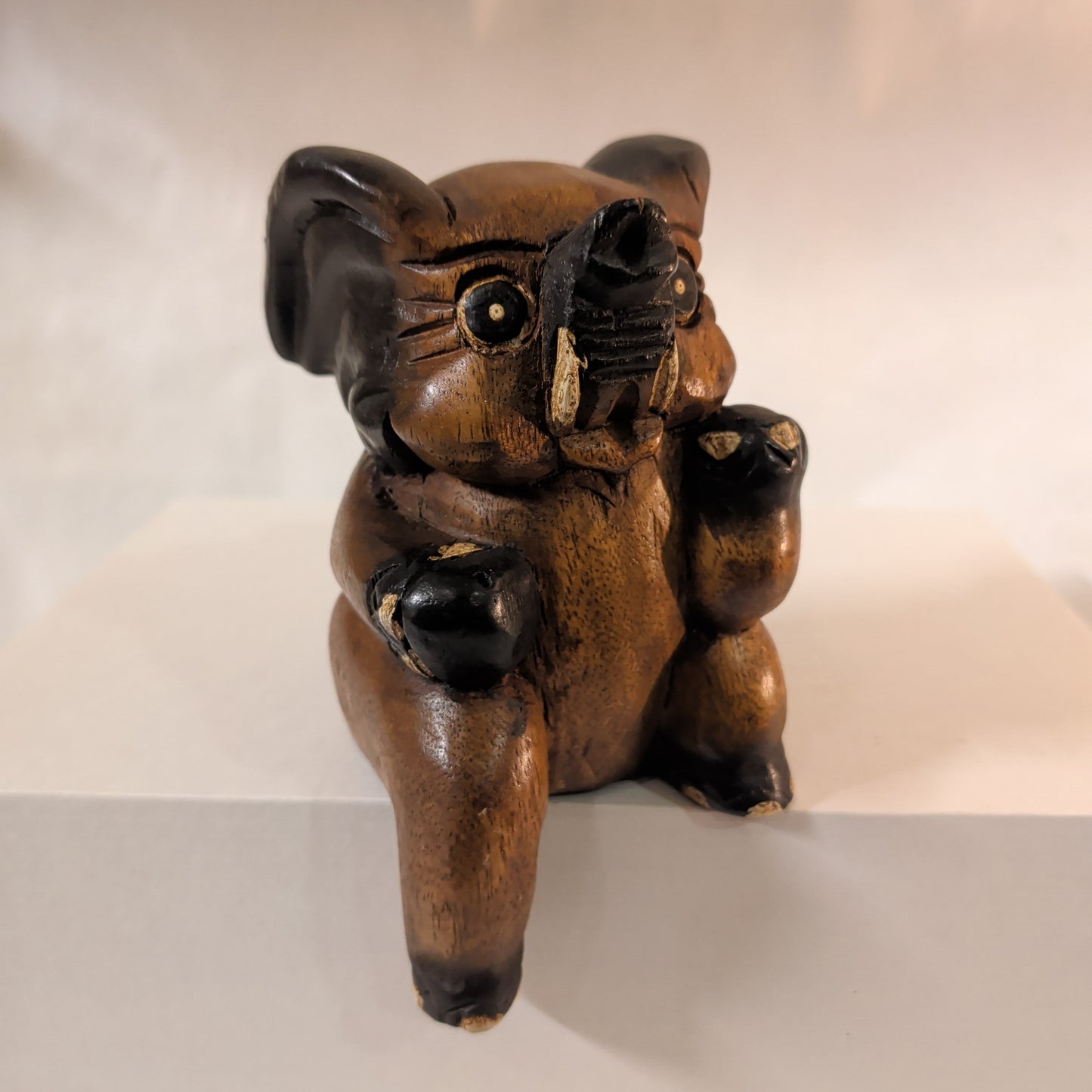 Teakholz Elefant für Buchstützen & Regale (14 cm) – Massiver Holz-Glücksbringer