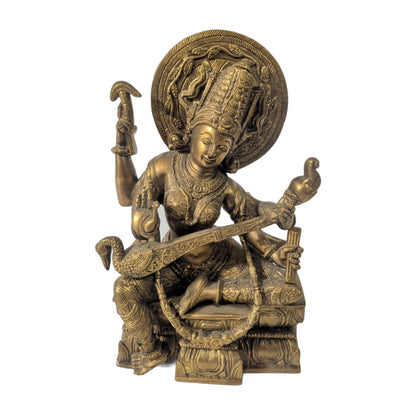 Saraswati aus Messing – sitzend mit Veena, ca. 28 cm | orientcrafts