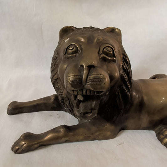 Löwe aus Messing – liegend, ca. 21 cm hoch – Ansicht 2 | orientcrafts