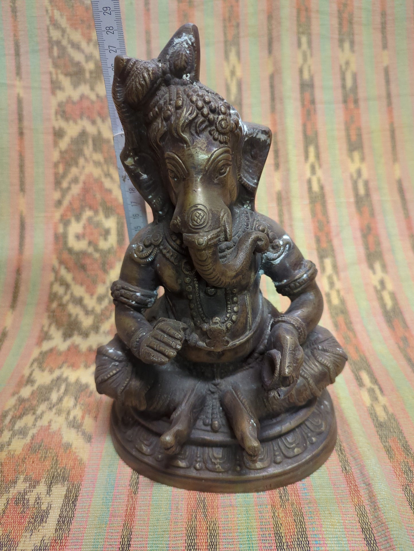 Bronze statue of Ganesha: God of success, wisdom, and new beginnings