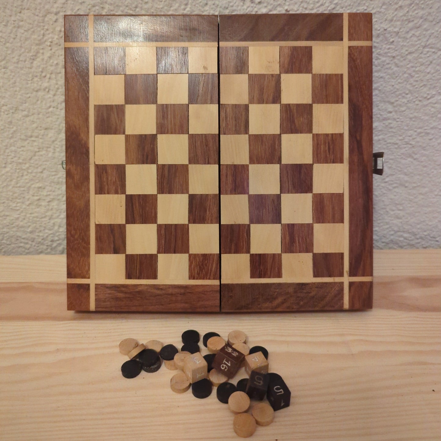 Chess &amp; Backgammon 2-in-1 Set: Real wood classic with Indian inlay