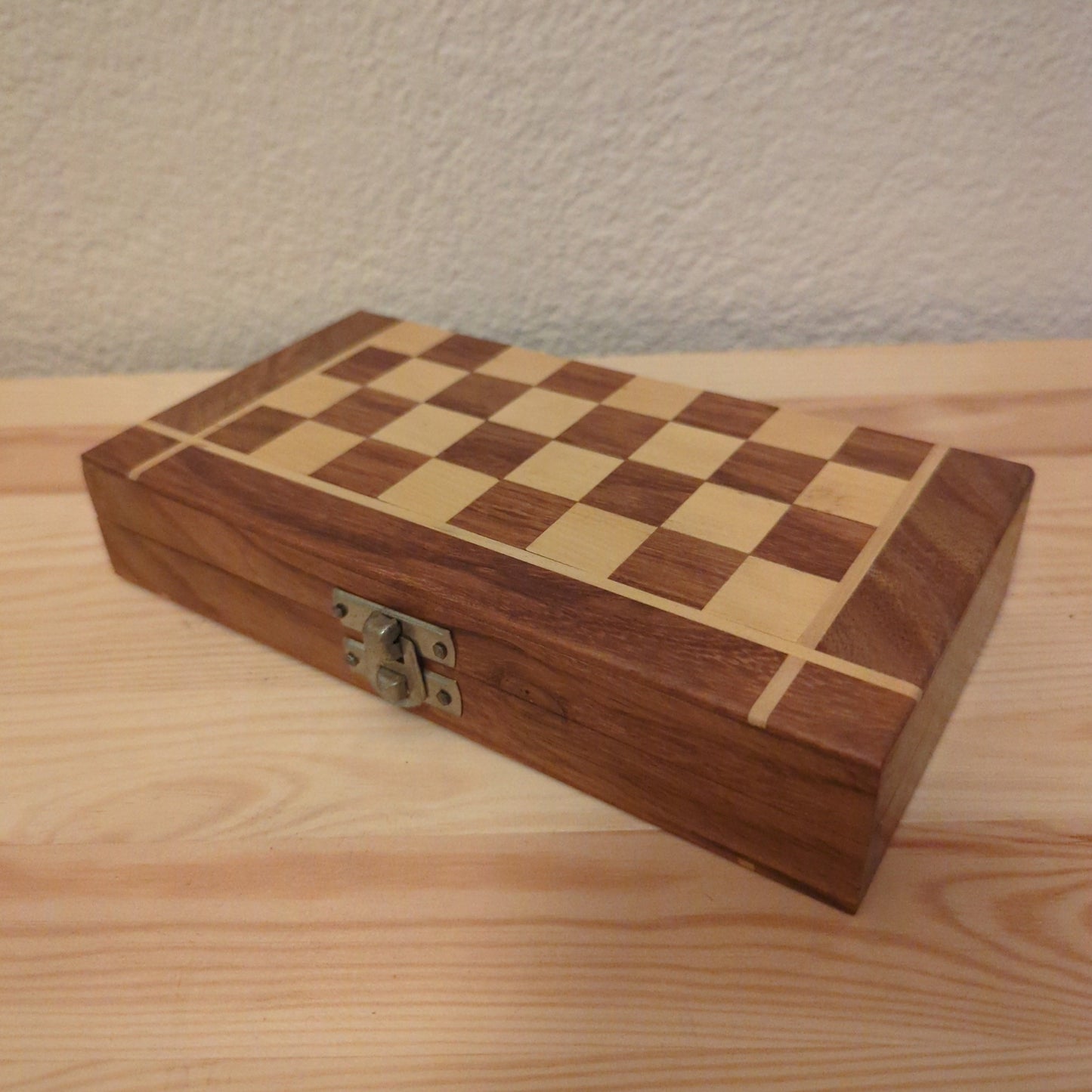 Chess &amp; Backgammon 2-in-1 Set: Real wood classic with Indian inlay