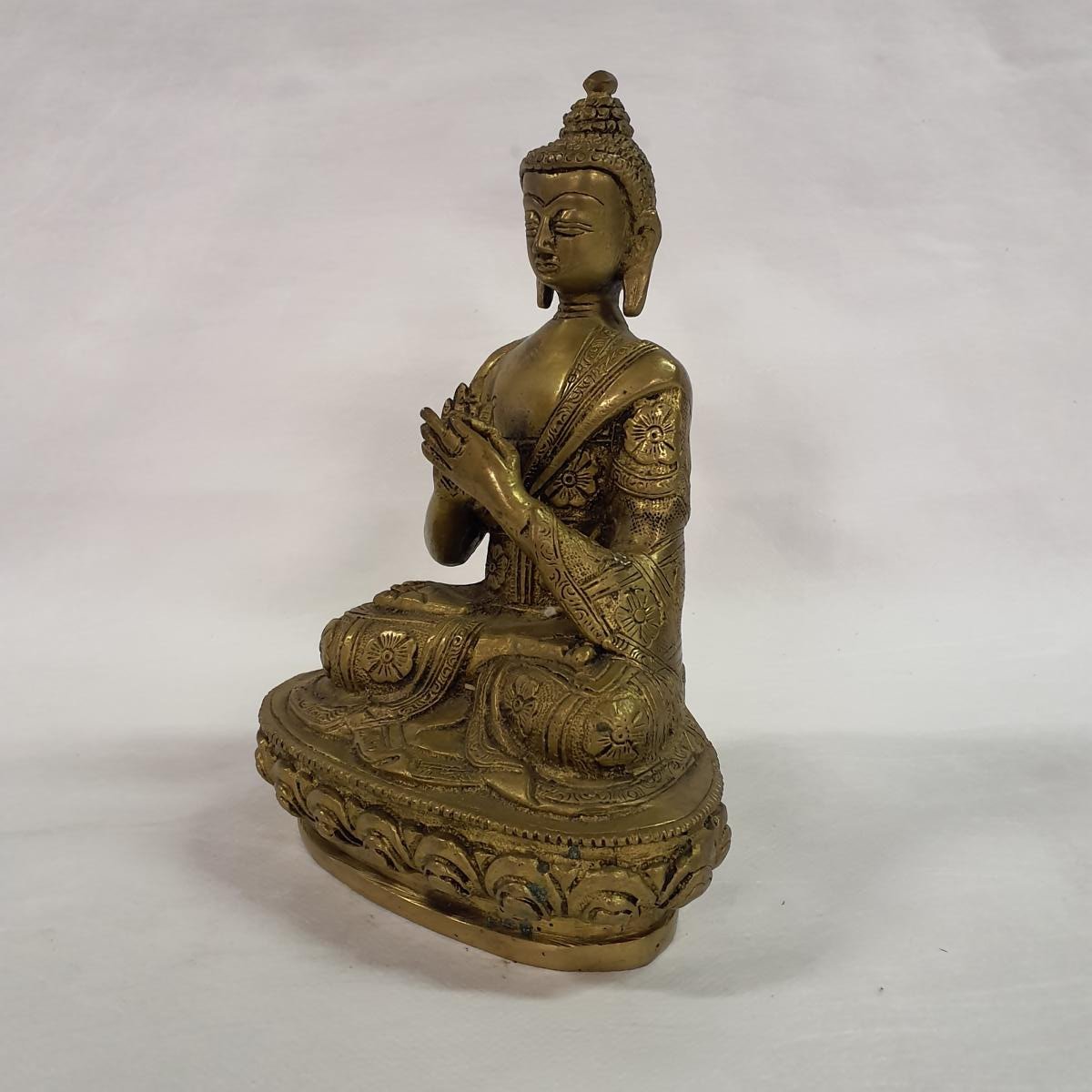 Brass Buddha statue: Handcrafted unique piece using the lost-wax casting method