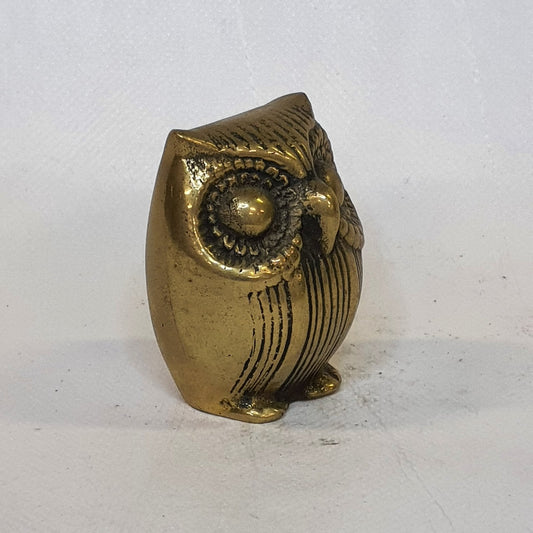 Brass owl statue: Hand-forged and patinated using traditional casting methods