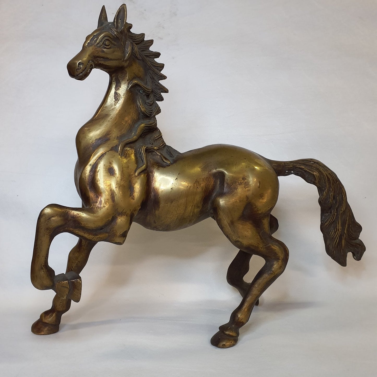 Brass Horse Statue India – Handcrafted &amp; Patinated 27 cm