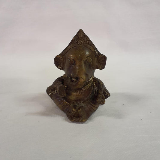 Ganesh statue made of brass: Hand-forged and patinated using the traditional casting method