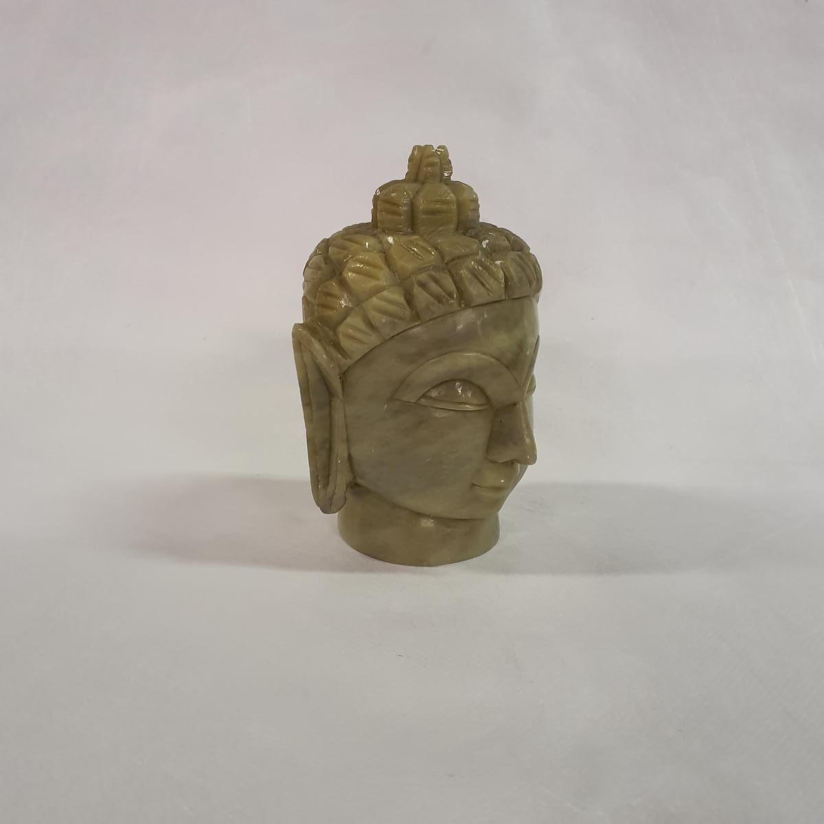 Buddha statue made of soapstone: Hand-carved symbol for a spiritual atmosphere