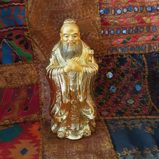 Resin statue of Confucius: Wisdom and elegance in Far Eastern design