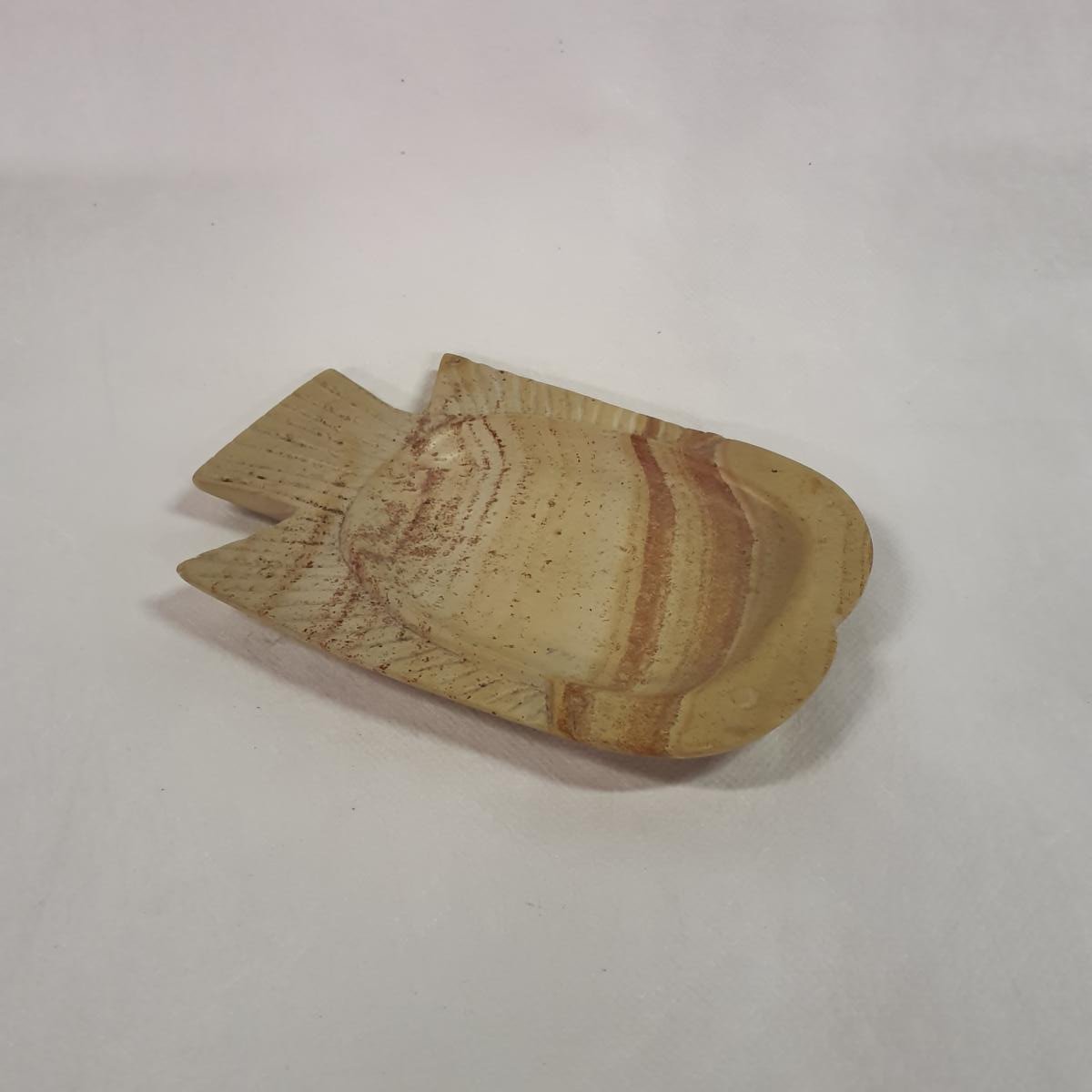 Soap dish with fish motif, soapstone, Africa – hand-carved, 14 cm