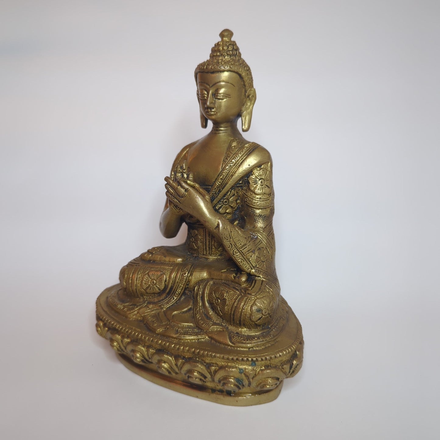 Brass Buddha statue: Handcrafted unique piece using the lost-wax casting method