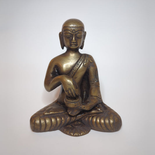 Brass Buddha statue: Handcrafted unique piece using the lost-wax casting method