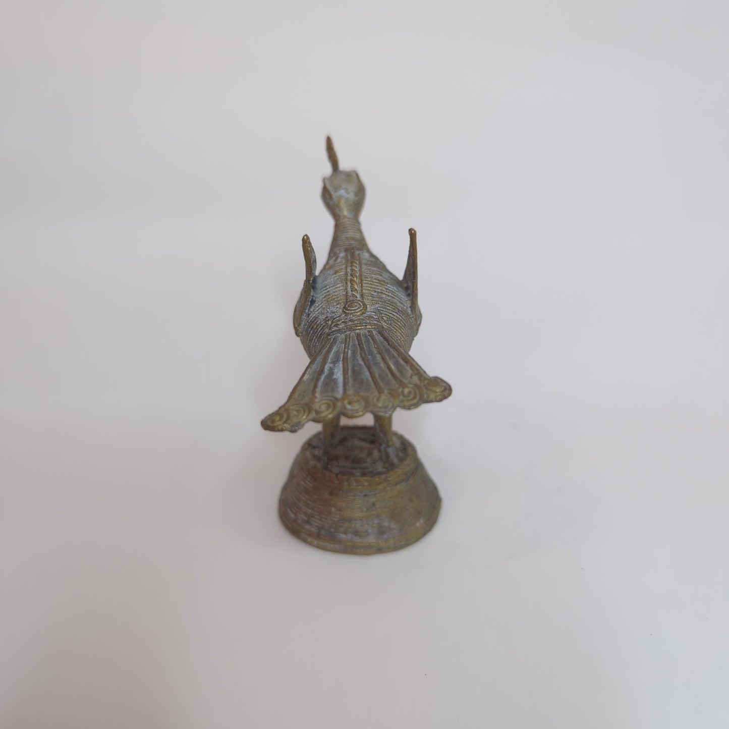 Antique Indian peacock figurine: Soldered bronze wire statue with timeless elegance