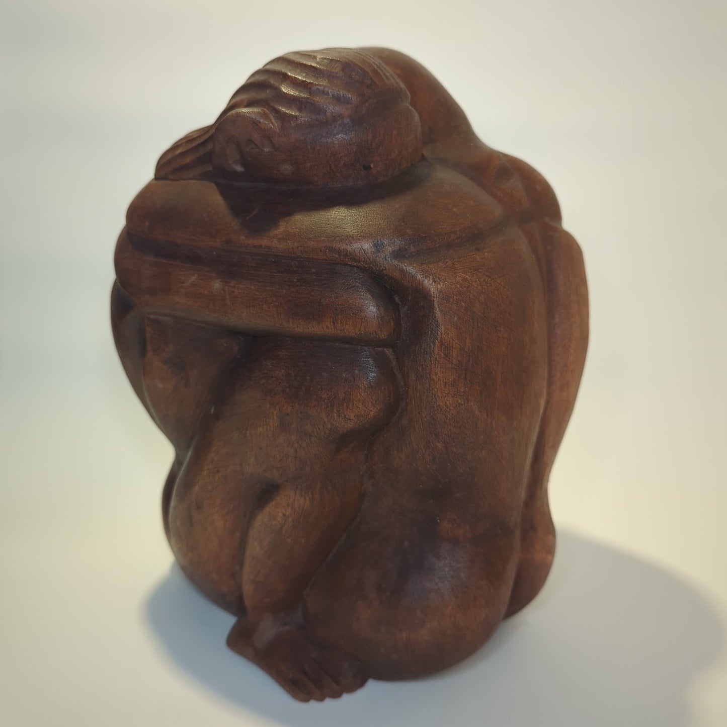 Teakwood couple: Hand-carved harmony from Bali