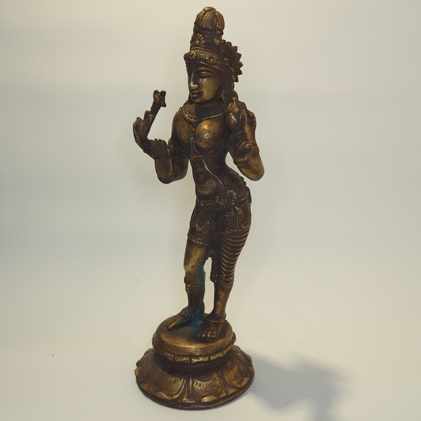 Ardhanarishvara statue made of brass: symbol of divine unity