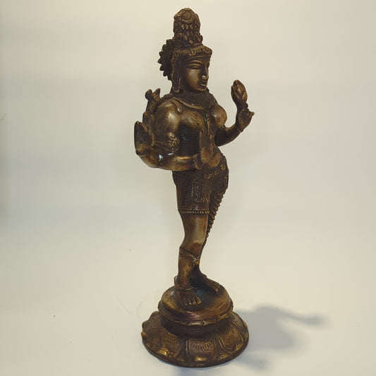 Ardhanarishvara statue made of brass: symbol of divine unity