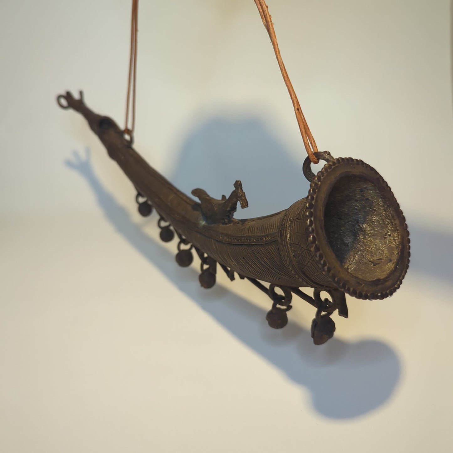 Brass hunting horn with peacock – Hand-forged in India