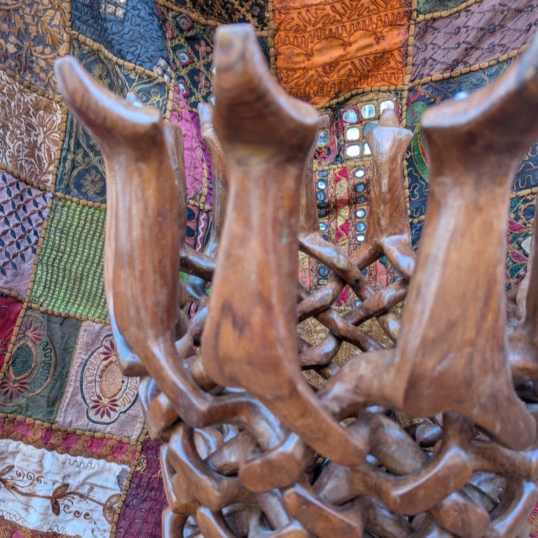 Cobra stand made of teak wood: An exotic eye-catcher made from a hand-carved tree trunk