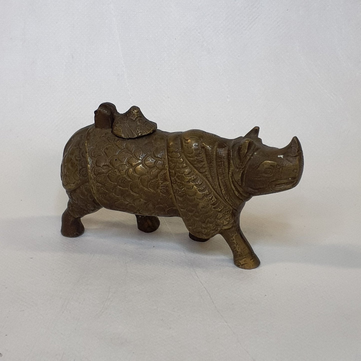 Rhinozeros Messing Figur – Patiniert &amp; Handgearbeitet 12 cm