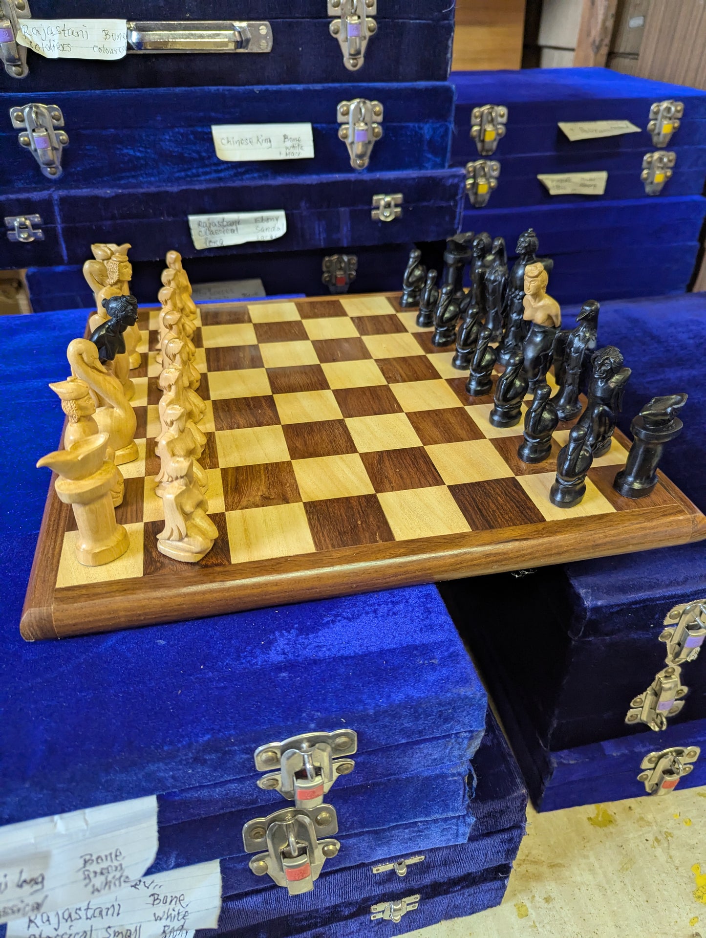 Luxury chess set made of precious wood: Inhabitants of the sea and the land