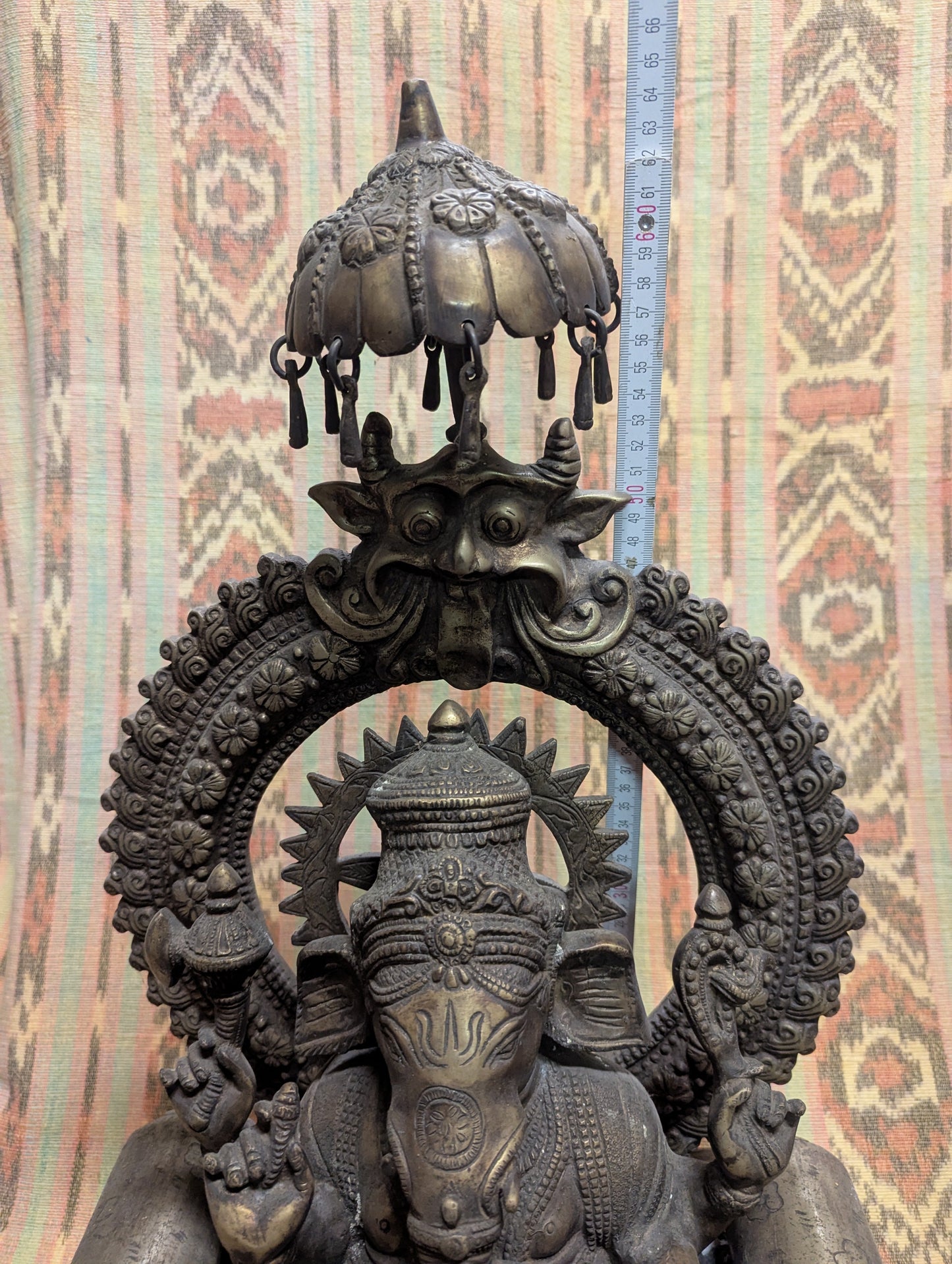 Bronze statue of Ganesha: Seated god of wisdom, representing happiness and new beginnings
